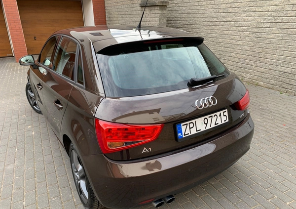 Audi A1 cena 43900 przebieg: 88000, rok produkcji 2012 z Szczecin małe 326